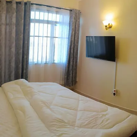 Fully Furnished Ensuite Rooms Behind Nyali City Mall Mombasa Exterior photo