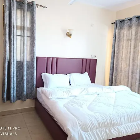 Fully Furnished Ensuite Rooms Behind Nyali City Mall Mombasa Exterior photo