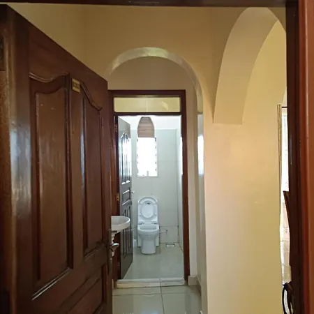Fully Furnished Ensuite Rooms Behind Nyali City Mall Mombasa Exterior photo